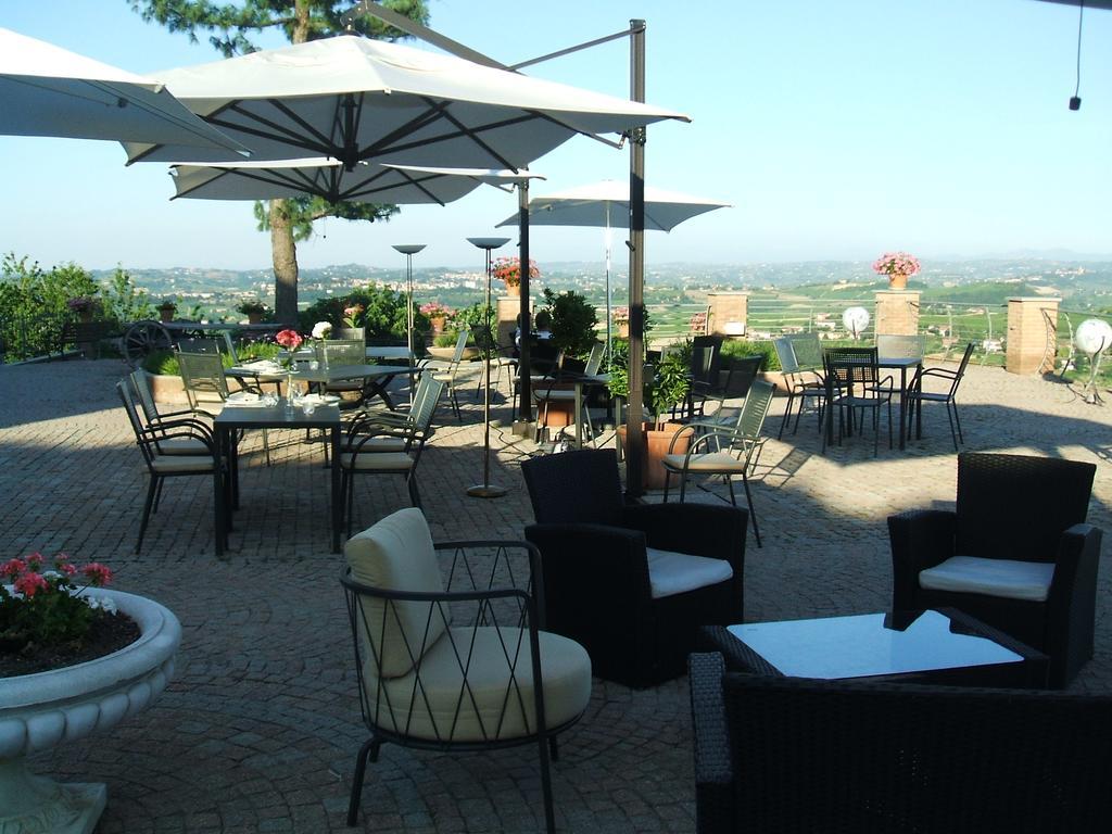 Cascina San Michele Bed & Breakfast Costigliole d'Asti Bagian luar foto