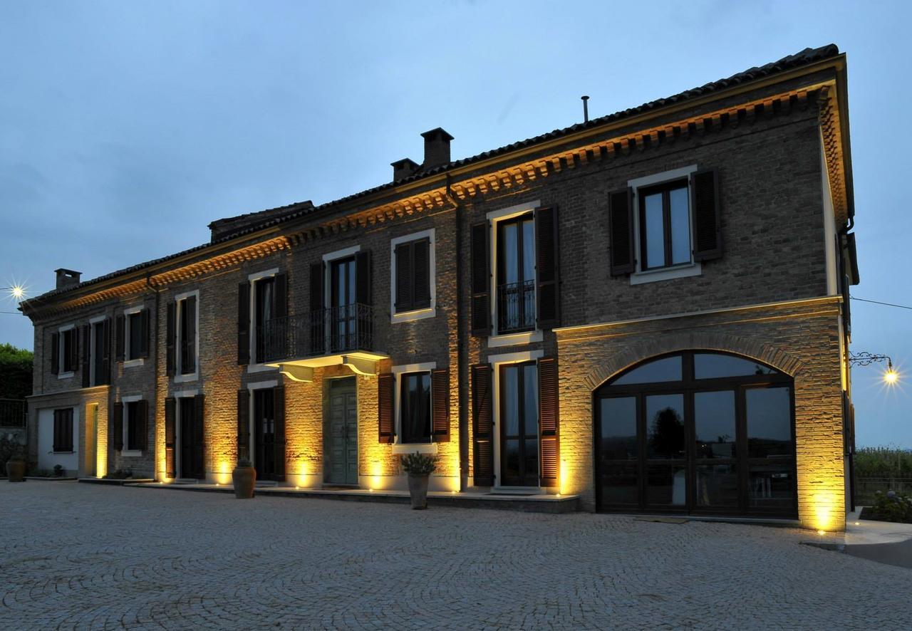 Cascina San Michele Bed & Breakfast Costigliole d'Asti Bagian luar foto